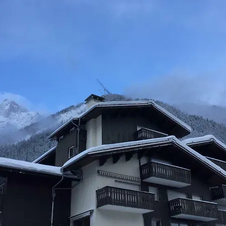 Le Petit M Chamonix Au Pied Du Brevent Apartment Exterior photo